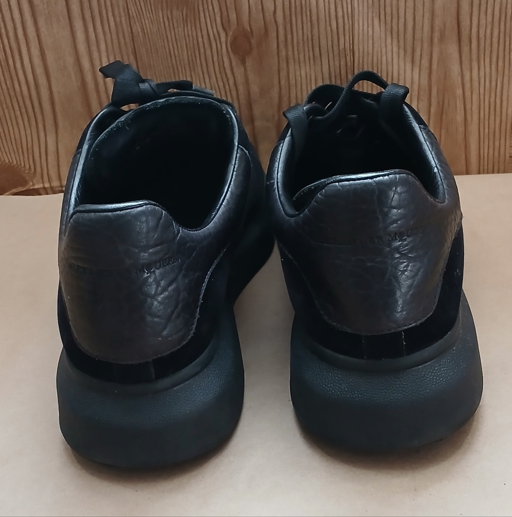Alexander MQueen Black Men's Sneakers US9 EU 43 - Picture 3 of 16